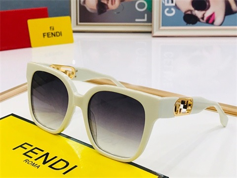 Fendi sunglass-675
